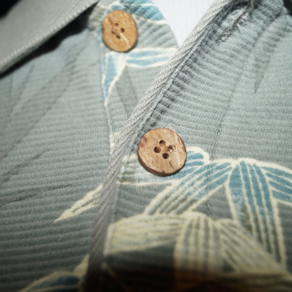 Tommy Bahama Hawaiian Polo Shirt Floral Tropical - Picture 5 of 8